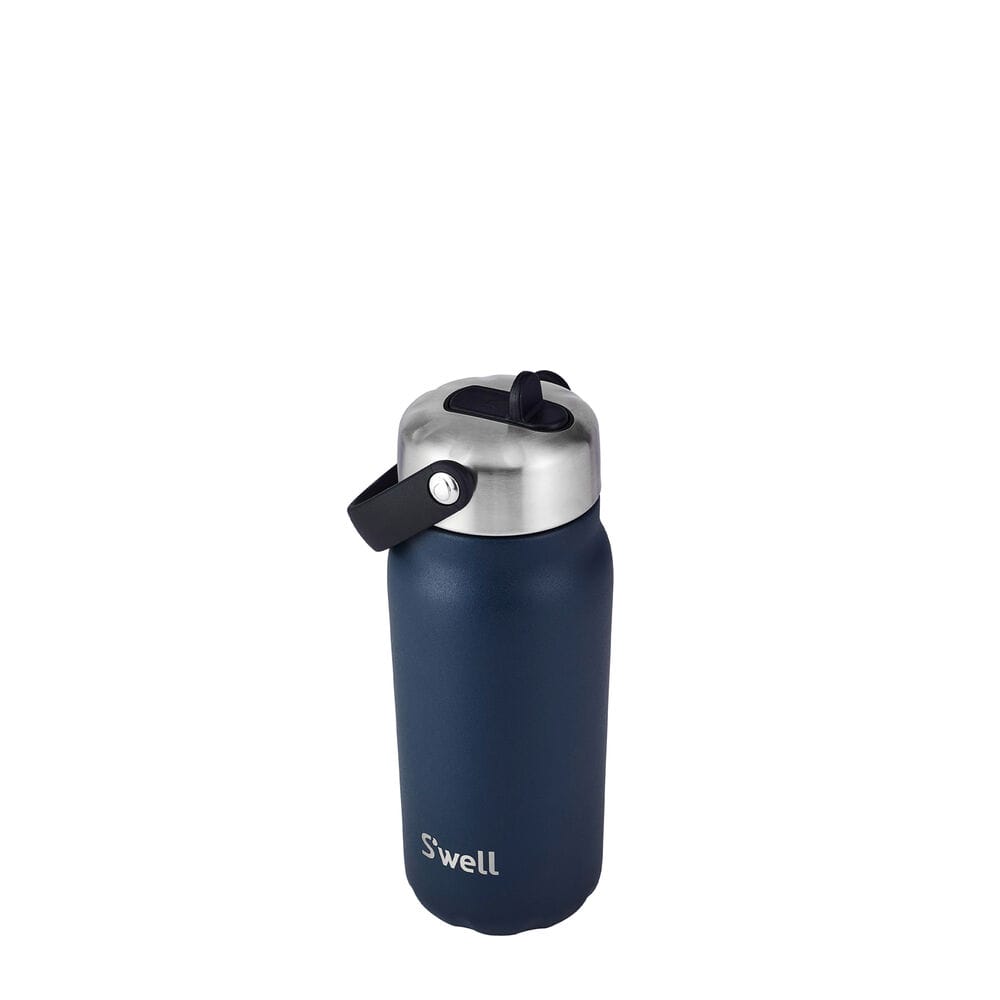 explorer-with-flip-straw-lid-18oz-t9 5345123_Swell-Explorer-with-Flip-Straw-Water-Bottle-18oz-Azurite-Blue-Front-Angled_74ce_1.jpg