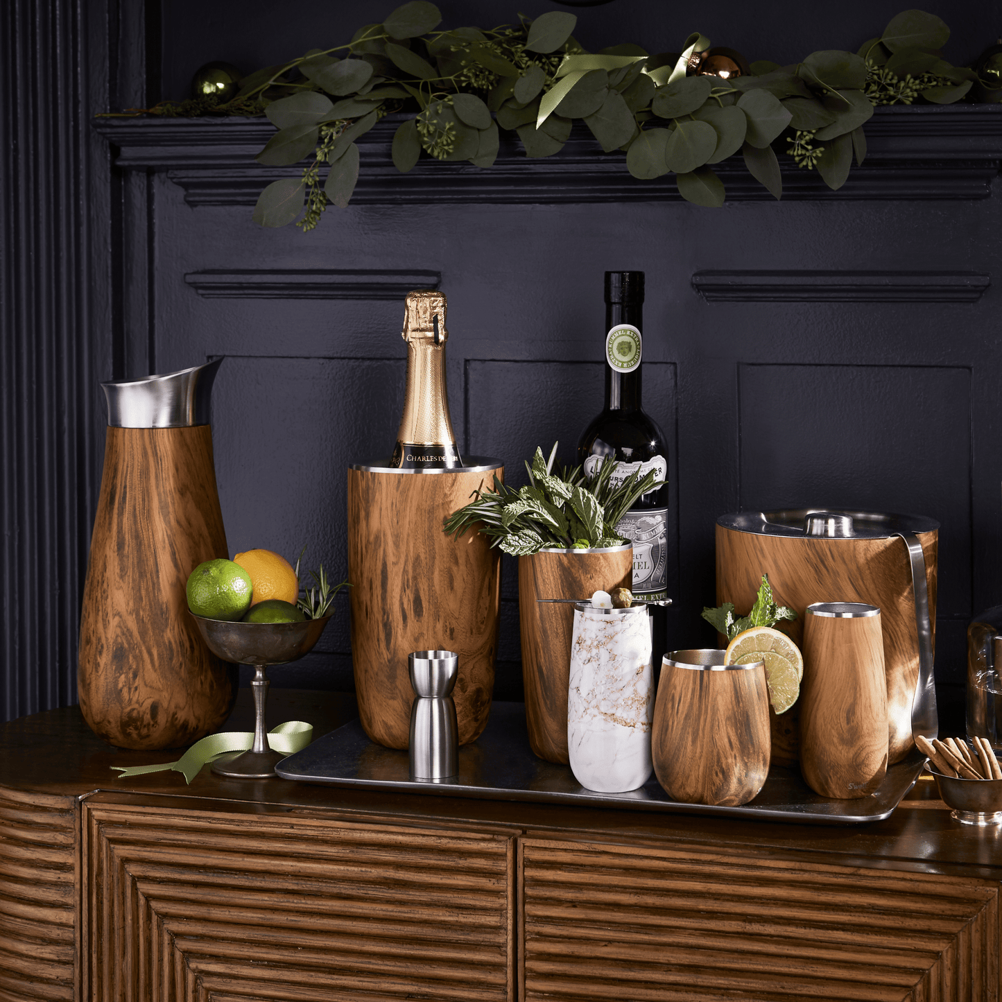 wine-chiller-q6 Swell-Wine-Chiller-Teakwood-Lifestyle.png