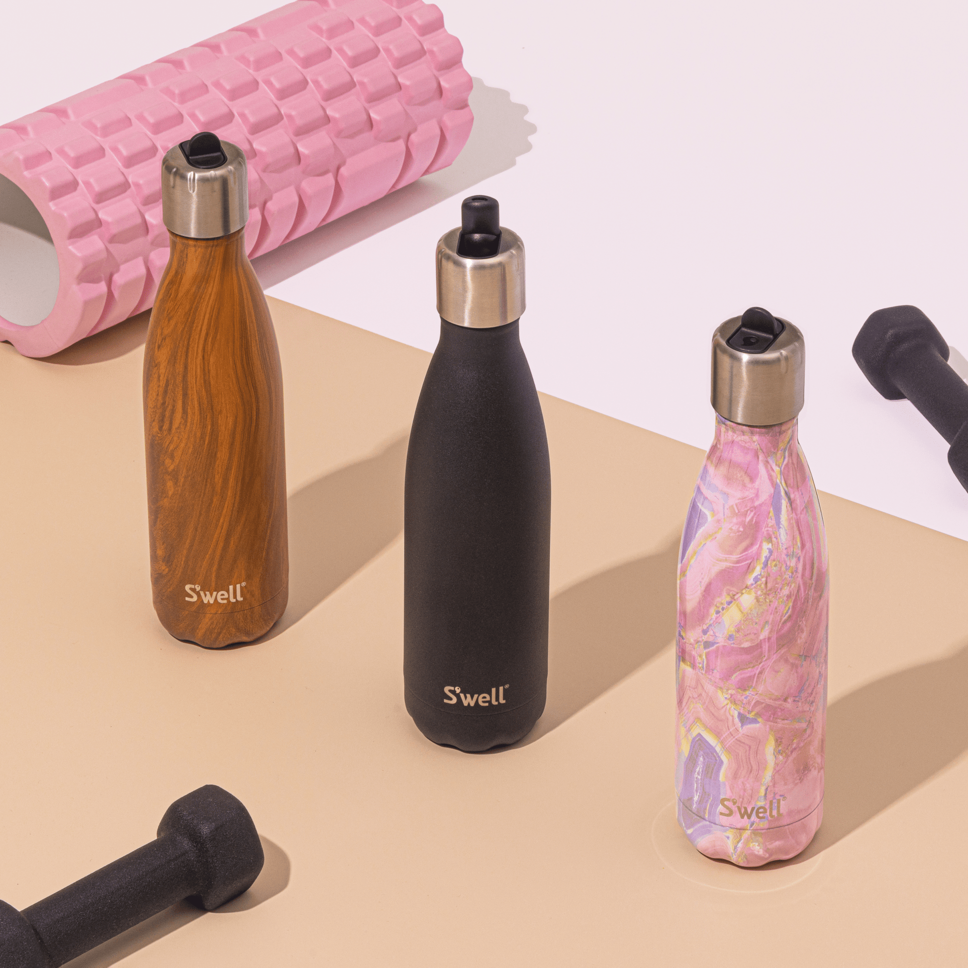 flip-straw-cap-u0 Swell_Flip_Straw_Cap_9oz_17oz_Original_Bottle-Lifestyle.png